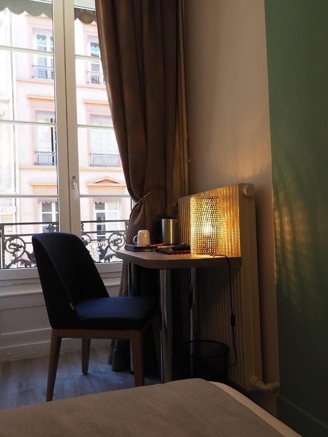 Hotel Du Dauphin Lyon Exteriör bild